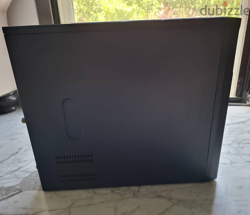HP ProLiant ML110 G6 Server 4