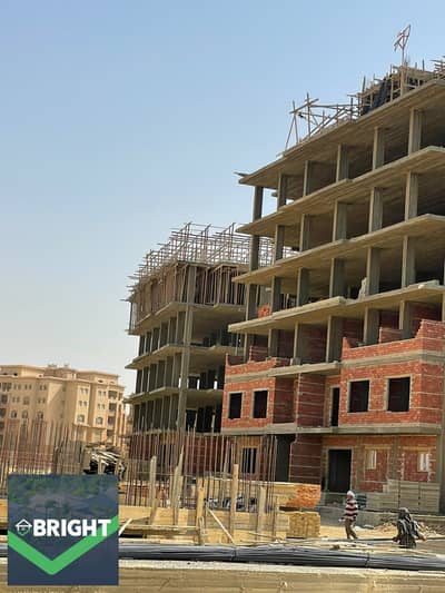 شقة عائلية للبيع في Icon Gardens القاهرة الجديدة