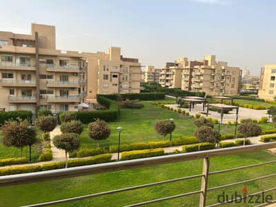 شقة 240 متر للايجار في كمبوند وصال الشروق