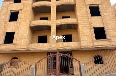 Apartment for Sale in Al Obour City, ideally located in the Fourth District next to Line 10.210 sqm, a golden opportunity you won’t find again! Semi-