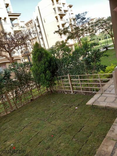96m² ground floor apartment with a 45m² garden for sale in Madinaty B2, very prime location