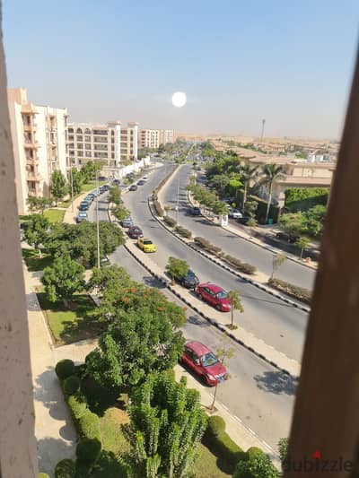 شقة 196 م بيع فى مدينة الرحاب موقع مميز بالقرب من الخدمات البيع بالمطبخ