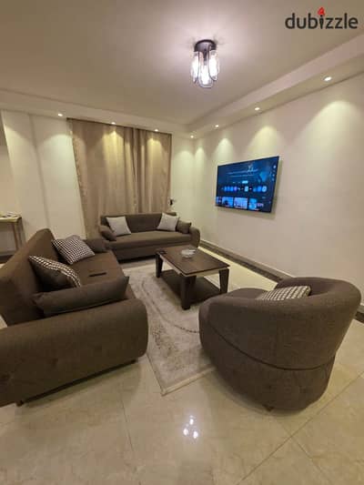 Furnished studio apartment for rent in Al Banafseg 1, modern furnishings, prime location near services, directly opposite Al Rehab.