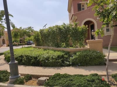 فيلا للإيجار في ميفيدا | رفاهية وخصوصية في أرقى كمبوندات القاهرة الجديدة