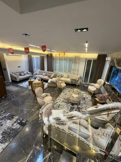 Villa for sale in Al Rehab City, Model A, fully finished to a high standard. Sale includes kitchen, air conditioning, curtains, and chandeliers.
