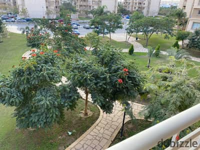 شقة 103 م بيع فى مدينتى B6 موقع مميز بالقرب من الخدمات فيو جاردن