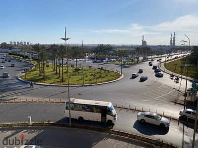 Furnished apartment for rent in Madinaty B1, overlooking the square, Near services.