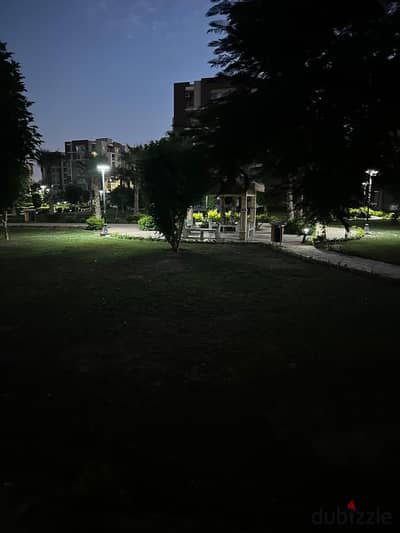 Apartment for sale in Dar Misr Al Qarnafel, ground floor with garden, near Gate 24 Al Rehab and the Eastern Market, 150 meters