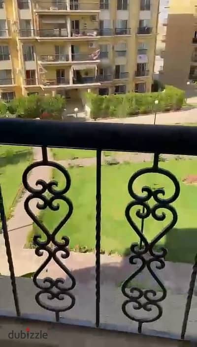 شقه للايجار في الرحاب بالقرب من السوق الشرقي والمطاعم والخدمات 224 متر