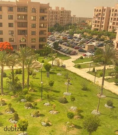 فرصه للبيع في مدينة الرحاب بالمرحله الخامسه علي فيوو وايد جاردن الصور ارشيفيه   شقه بمساحة ٢٠٤ متر  طابق رابع يوحج اسانسير  تشطيب الشركه