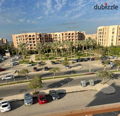 فرصه للسكن او الاستمثار في قلب مدينة الرحاب في الرحاب١  في المرحله الخامسه للبيع شقه بمساحة ١٩٦  متر طابق تالت باسنسير
