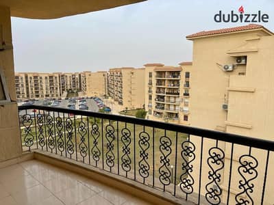 Apartment for rent, 162 square meters, unfurnished, in Al Rehab 2, finished by Classic Company, fifth floor, in phase 8, close to services.