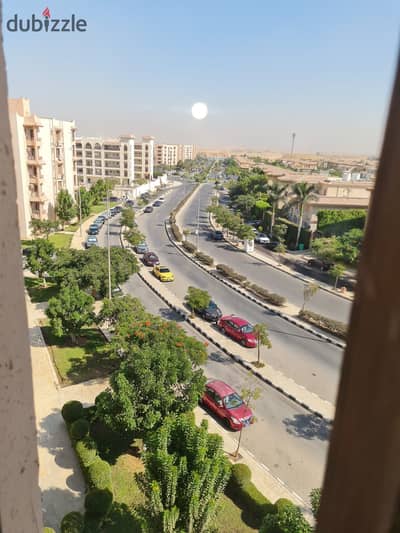 شقة 196 م بيع فى مدينة الرحاب موقع مميز بالقرب من الخدمات البيع بالمطبخ
