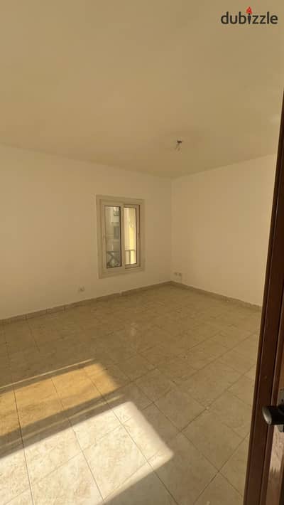 Apartment for sale in Al Rehab, prime location near services, club, and gates
