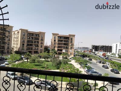 162 sqm apartment for sale in Al-Rehab, excellent location near services and the Eastern Market