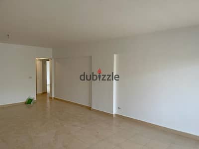 Apartment for rent in Al Rehab City, 162 sq m, prime location near services and the Eastern Market.