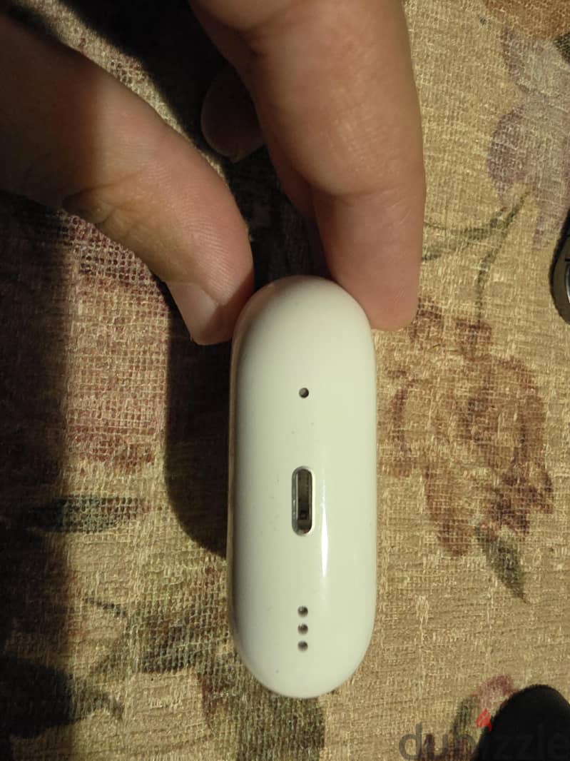 Apple AirPods 2 Pro 3