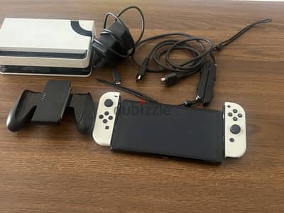 Nintendo Switch OLED للبيع