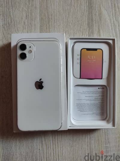 IPhone 11 لقطة  معاه العلبة