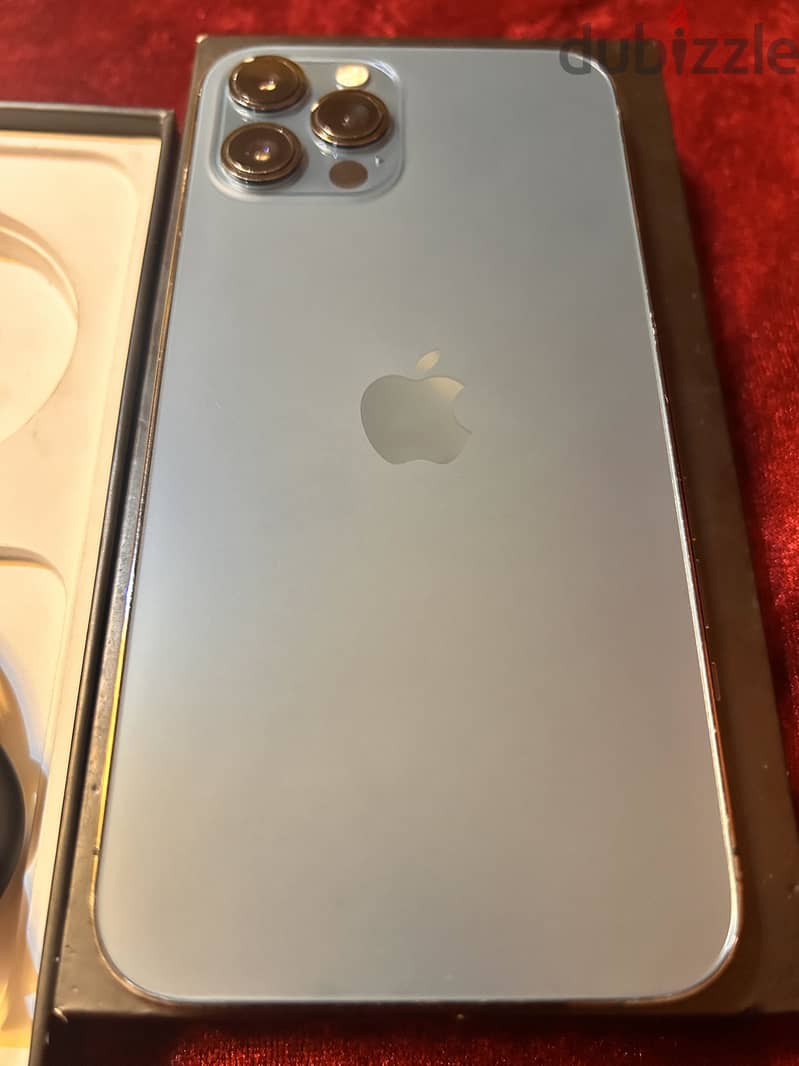 Apple- IPhone 12 pro max 6