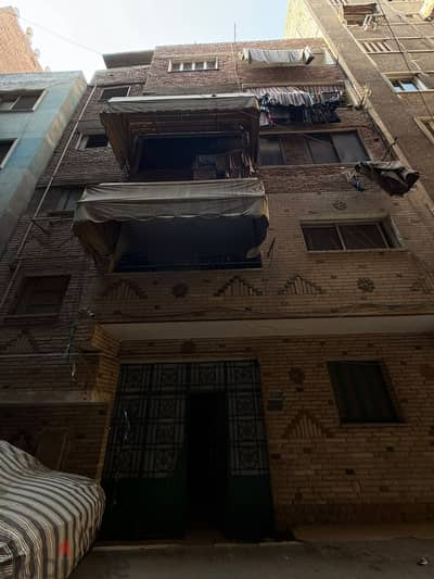 بناية كاملة من خمسة طوابق للبيع بحدائق المعادي