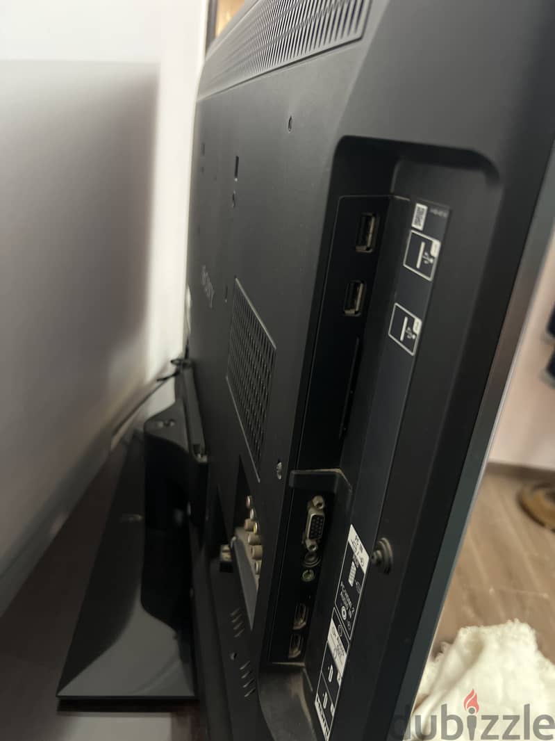 Sony 40 inch TV Model 40EX650 2