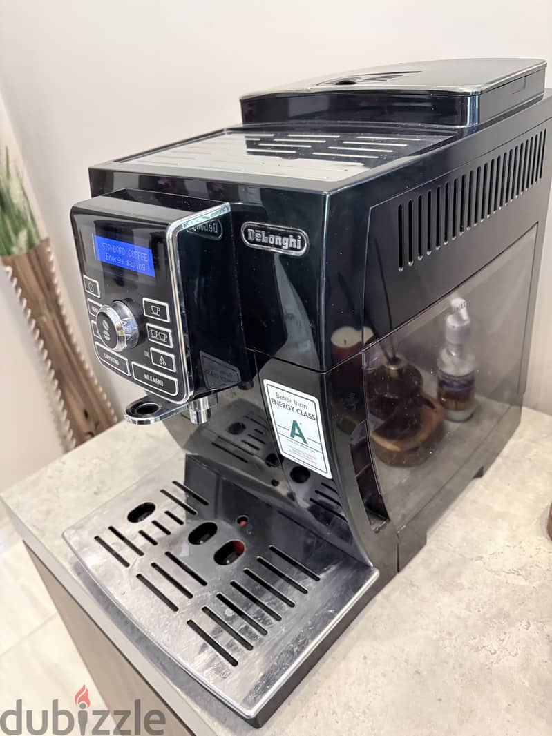 DeLonghi fully automatic coffee machine 1