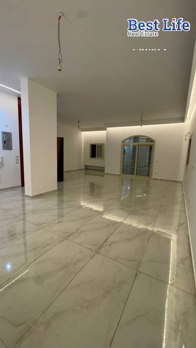 Apartment for Rent in Al Qarnfel Villas – First Settlement | 220 Sqm | 2 Bedrooms | Master Bedroom | Super Lux | Garden View | EGP 22K