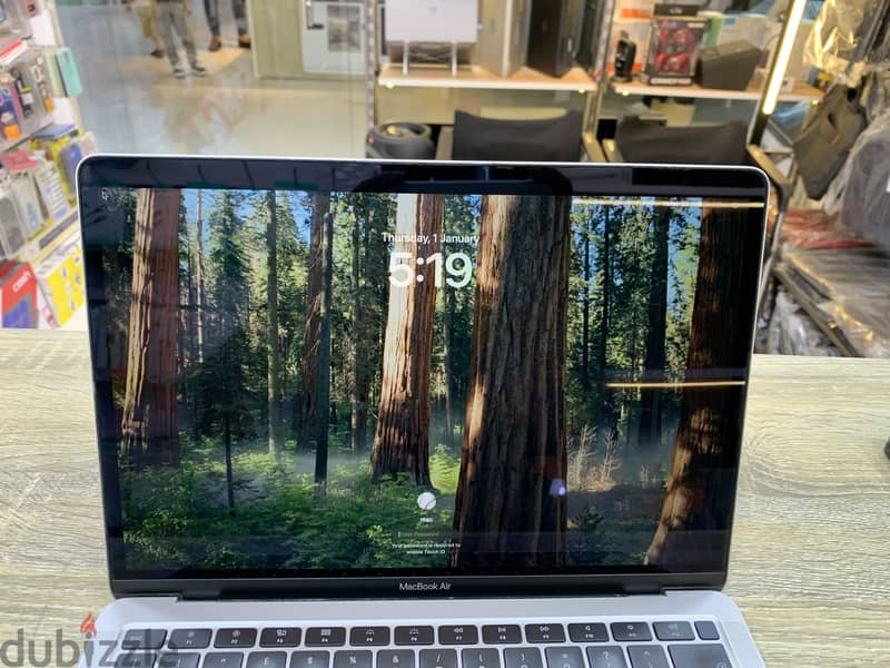 MacBook Air 2020 i5 13inc 3