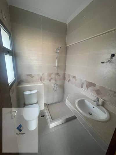 Apartment for rent in the Privado Madinaty compound, Madinaty Garden View, 100 square meters, two bedrooms, two bathrooms, reception, and two terraces, fifth floor, prime location inside the compound with a distinctive view