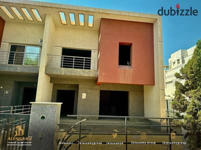 A prime quadruple villa for sale, model II, fully cash only, in Madinaty.
