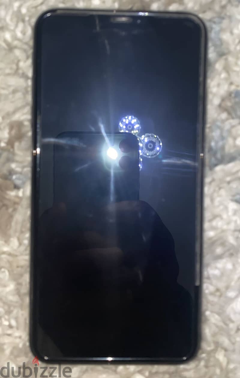 Apple - iPhone XS Max 5