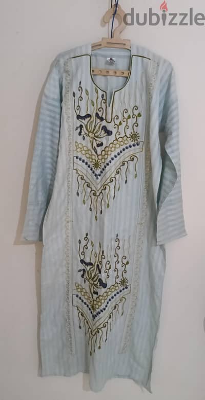 3 عباية