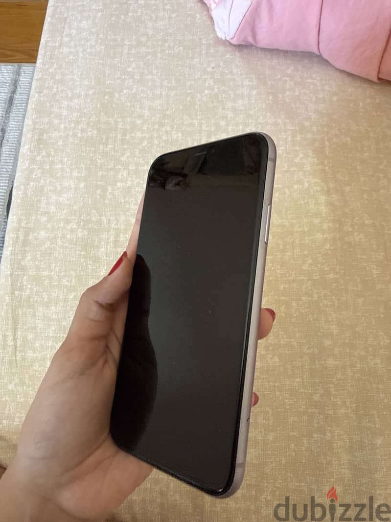 Apple - iPhone 11 1