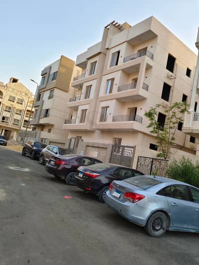 With the counters, another number from Talaat Harb, receive your apartment for immediate housing