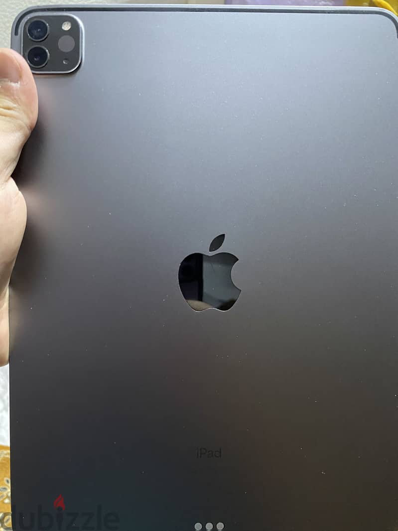 Ipad pro 11 inch2020 +( joy pencil)+256 1