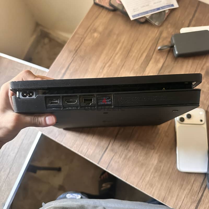 Ps4 Slim 4