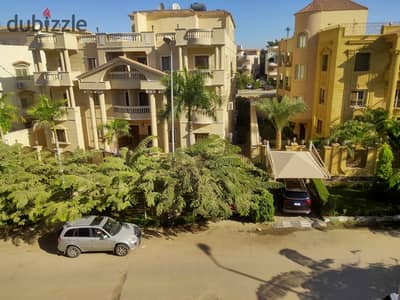 شقة أرضي للبيع 195م + 20م جاردن – الحي الثاني غرب – مدينة الشروق