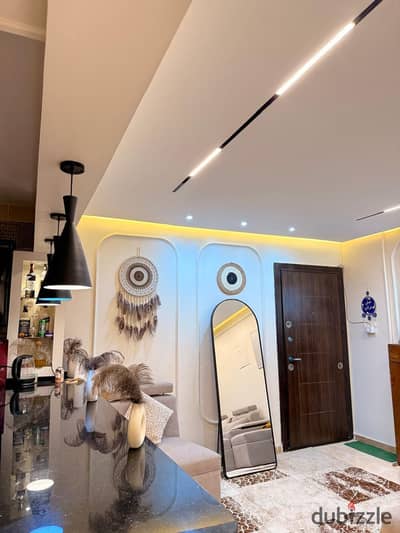 For Sale at Valley Towers: Super Lux Apartment (3 BRs + 2 Bathrooms) | 9th Floor with All Amenities & Iconic Pyramids View 