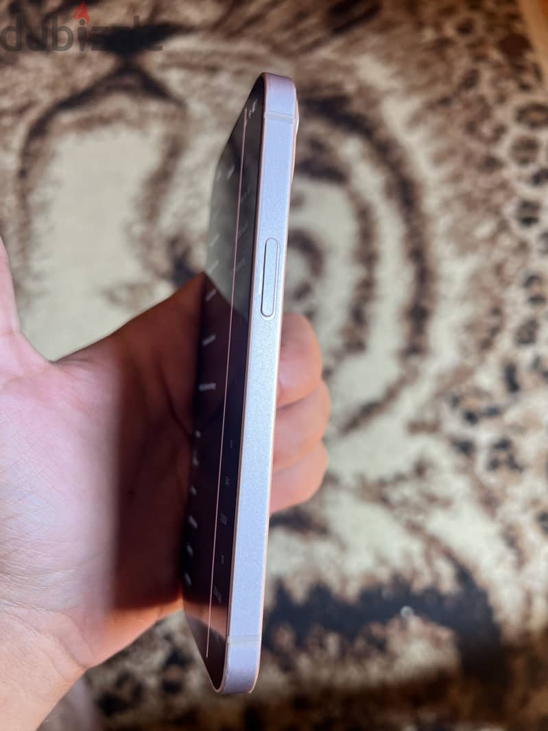 Apple - iPhone 13 4