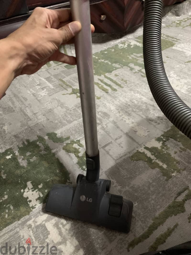 LG2000 1