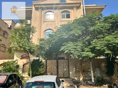 Duplex for sale – Al-Banasij 10 | New Cairo, fully finished with a private garden