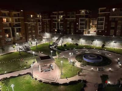 For rent an apartment in the Dar Misr Compound, Al-Qarnful, First Settlement directly opposite Gate 24 of Al-Rehab and the Eastern Market, and the New Cairo Security Directorate, 140m on the largest and most beautiful garden.