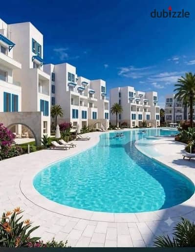 شاليه 75م في Naia Bay بفيو بحري وتشطيب Ultra Super Lux ومقدم 10% فقط