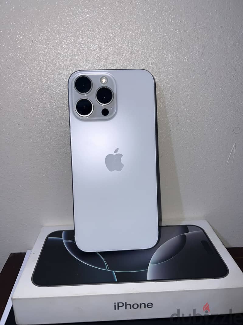 iPhone 16 pro max 1