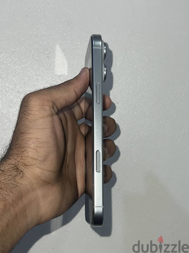 iPhone 16 pro max 3