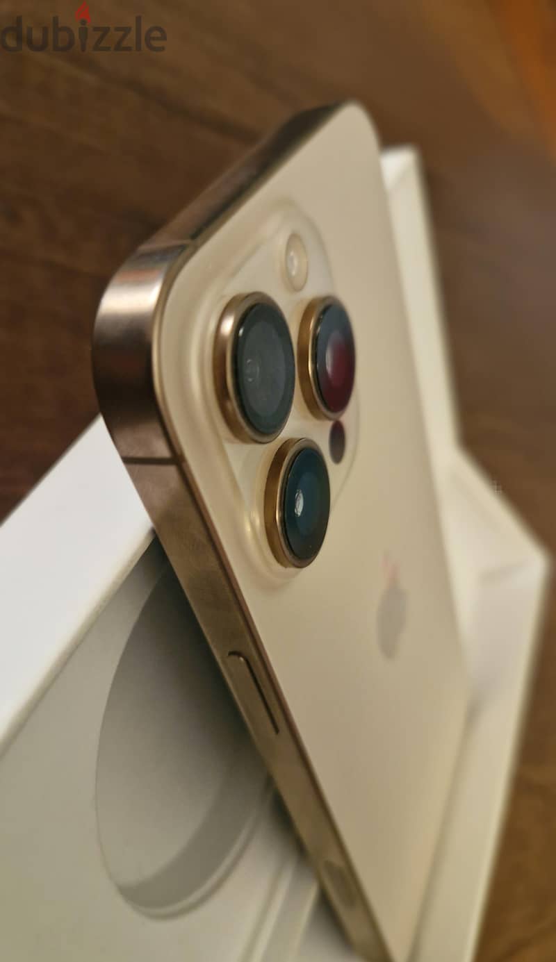 Like new - iPhone 16 Pro Max 1TB 4