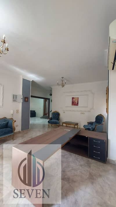 *Office for Rent 250 sqm, licensed, ground floor with private entrance, prime location, Al-Ma'araj Al-Olwy*