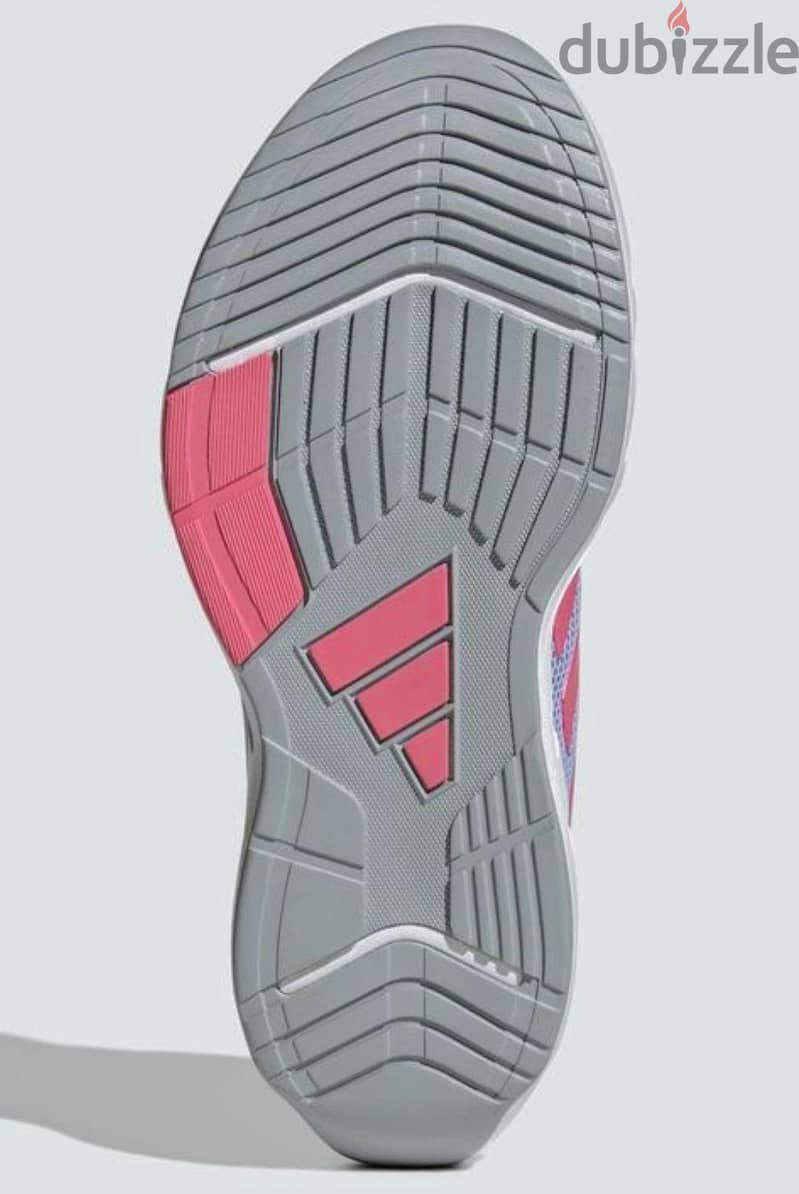 Adidas Ampolive versatile trainer. "42" 4