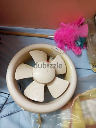 شفاط زجاج صغير